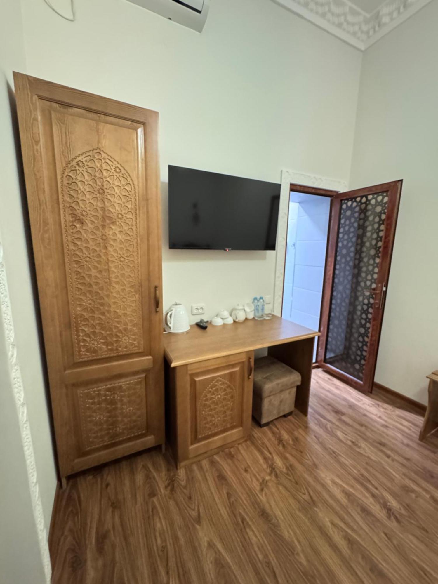 Guesthouse Muqaddam Buchara Buitenkant foto